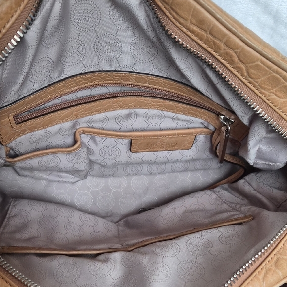 Michael Kors Tan Crocodile-Embossed Women's Handbag - Picture 8 of 15